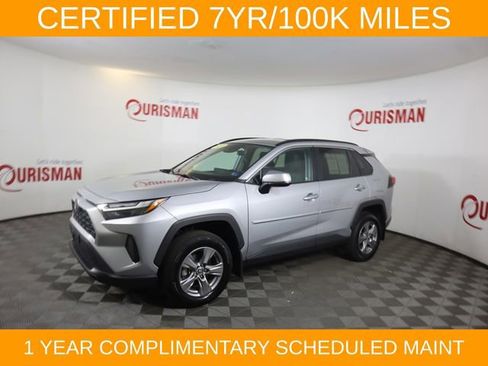 Used 2024 Toyota RAV4 XLE AWD/4WD image 5