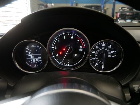 Used 2016 MAZDA MX-5 Miata Club RWD image 22