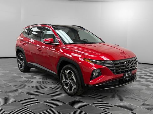 Certified 2023 Hyundai Tucson Limited w/ Cargo Package image 7