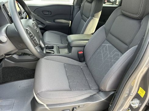 New 2026 Nissan Frontier SV w/ Tow Package image 16