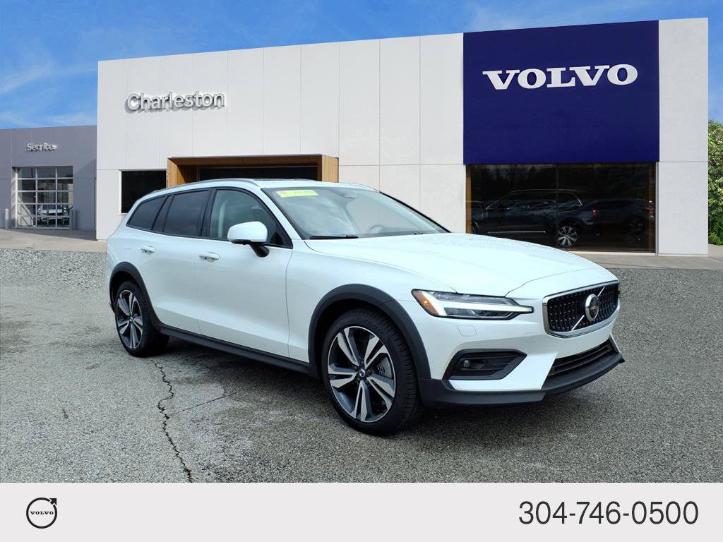 New 2026 Volvo V60 B5 Cross Country Plus w/ Protection Package Premier AWD/4WD image 1