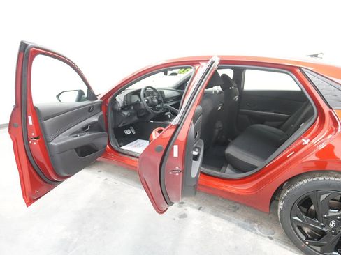 New 2026 Hyundai Elantra Sport image 18