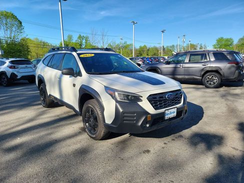 Used 2022 Subaru Outback Wilderness AWD/4WD image 7