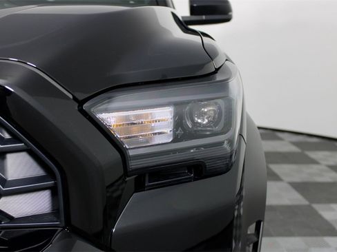 Used 2025 Toyota 4Runner TRD Off-Road image 3