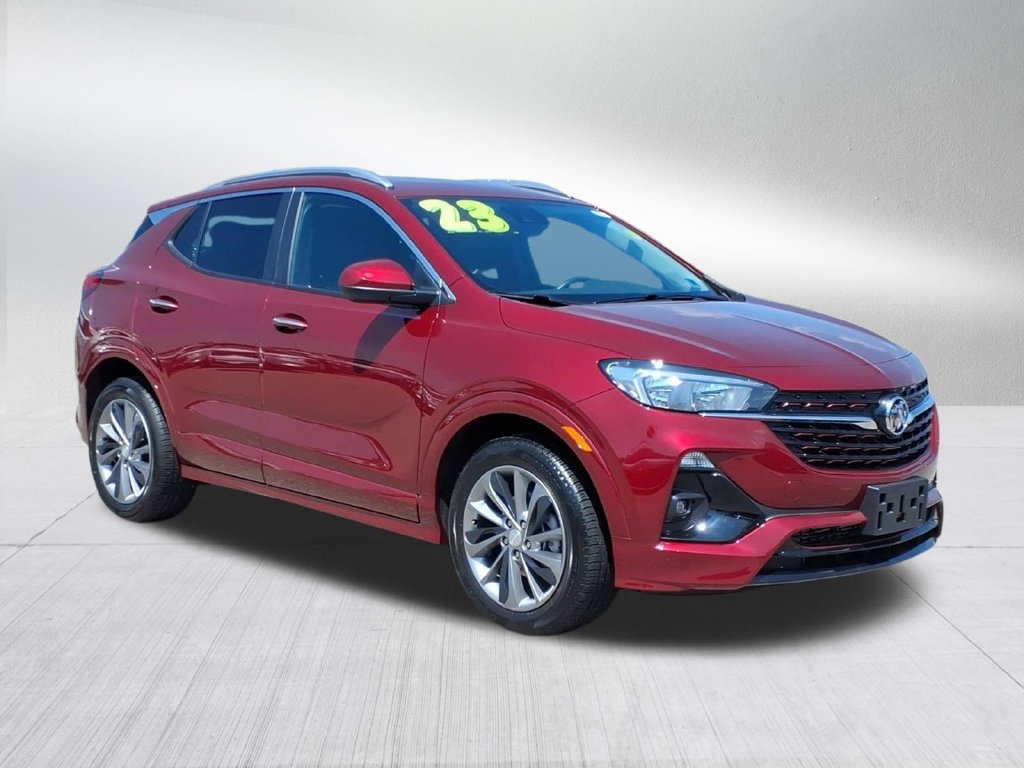 Used 2023 Buick Encore GX Select w/ Sport Touring Package FWD image 2