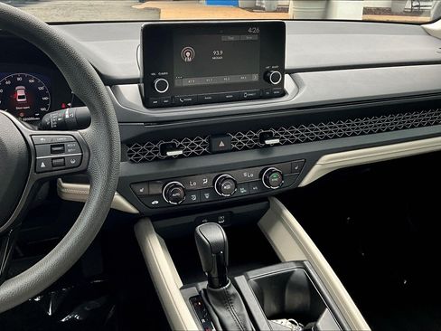 Used 2023 Honda Accord EX image 6