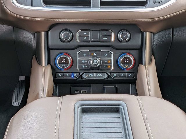 Used 2021 Chevrolet Suburban High Country AWD/4WD image 19