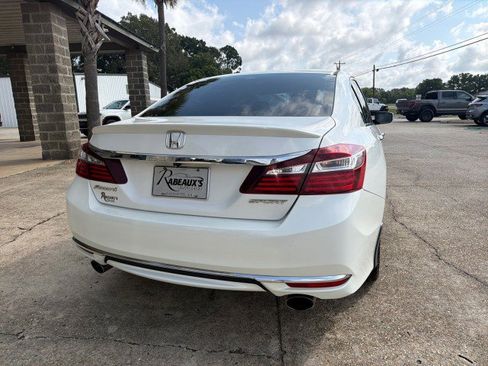 Used 2016 Honda Accord Sport image 5