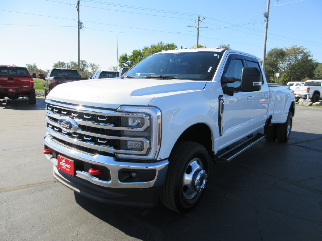 Used 2026 Ford F350 XLT w/ XLT Premium Package AWD/4WD image 10