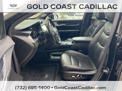 Certified 2023 Cadillac XT5 Premium Luxury w/ LPO, Floor Liner Package image 14