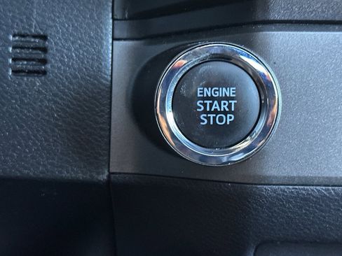 Certified 2022 Toyota Tacoma TRD Off-Road RWD image 21