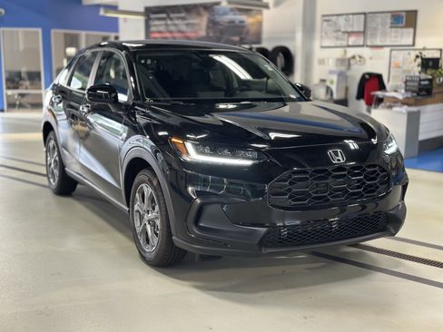 New 2026 Honda HR-V LX image 3
