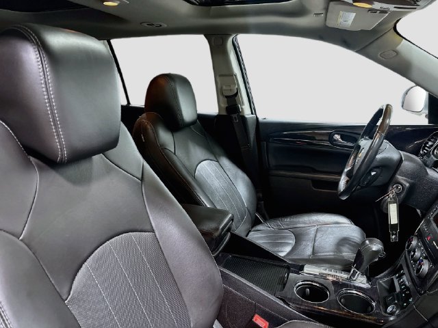 Used 2017 Buick Enclave Leather AWD/4WD image 24