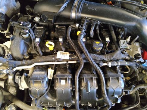 Used 2020 Ford Fusion SE image 30