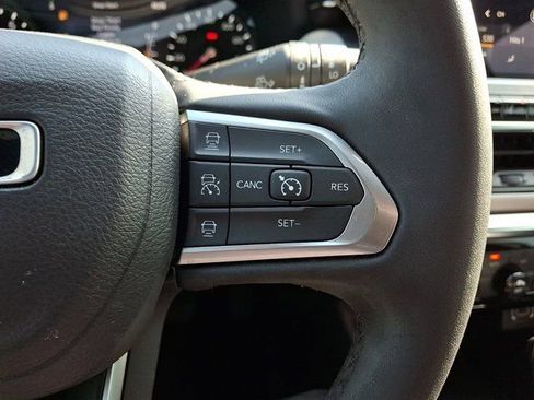 Certified 2023 Jeep Compass Limited image 26