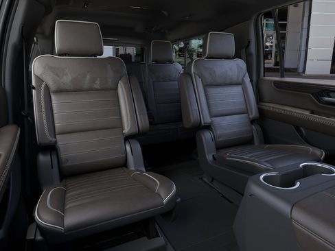 New 2026 GMC Yukon XL Denali Ultimate AWD/4WD image 17