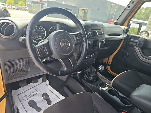 Used 2013 Jeep Wrangler Sport w/ Connectivity Group AWD/4WD image 19