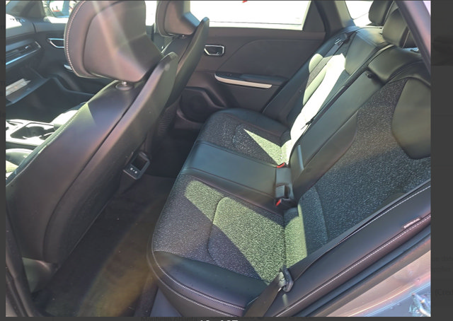 Used 2025 Kia K4 GT-Line w/ GT-Line Sunroof Package FWD image 6