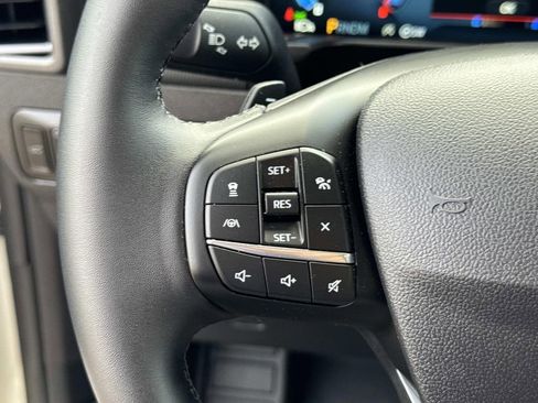 Used 2025 Ford Bronco Sport Badlands image 9