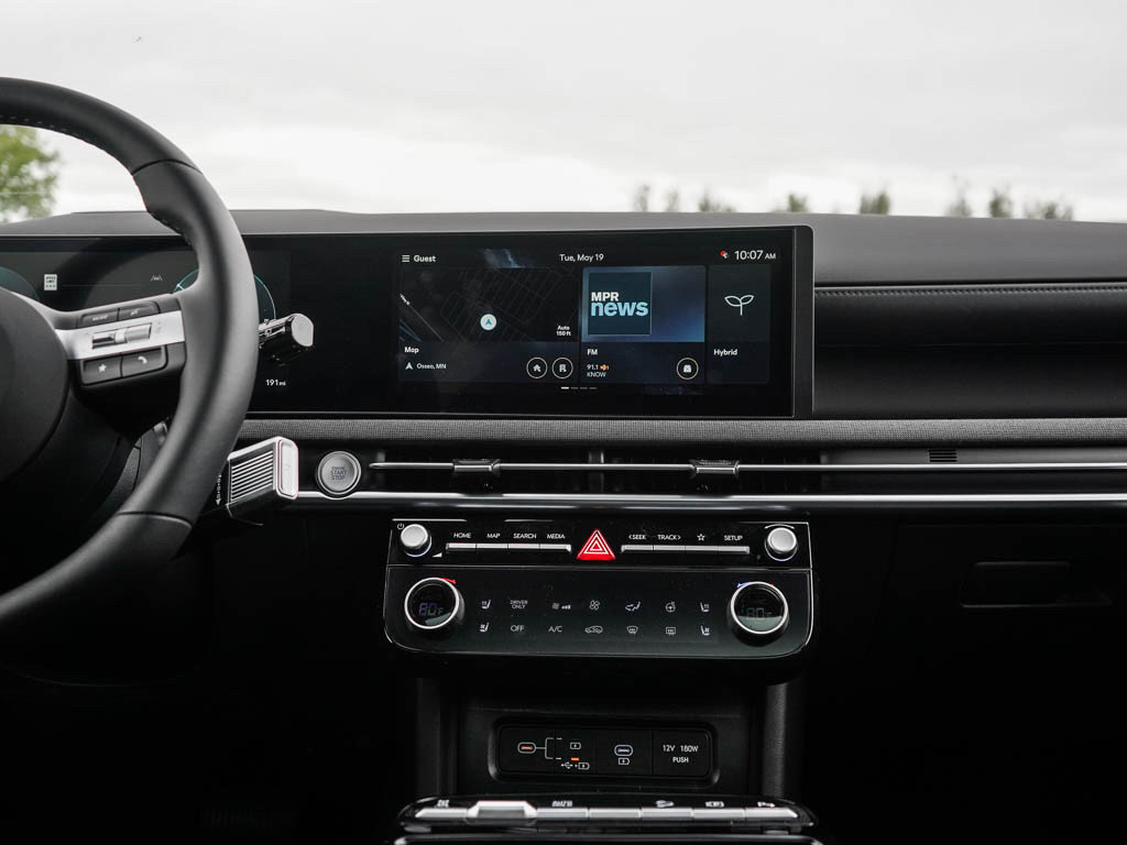 New 2026 Hyundai Tucson Limited AWD/4WD image 16