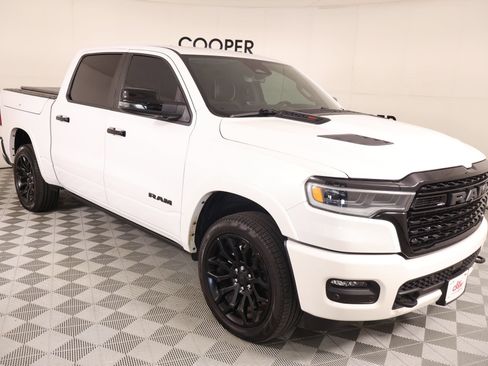 Used 2025 RAM 1500 Limited AWD/4WD image 1