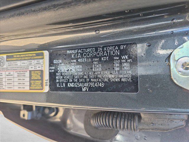 Used 2024 Kia Soul LX w/ Option Group 015 FWD image 21
