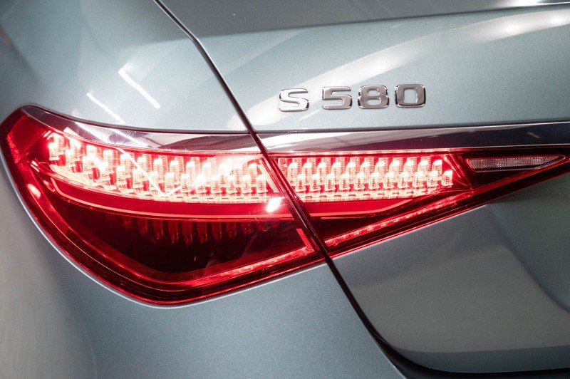 Certified 2026 Mercedes-Benz S 580 4MATIC Sedan image 9