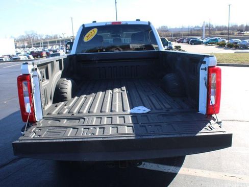 Used 2023 Ford F350 XLT image 7