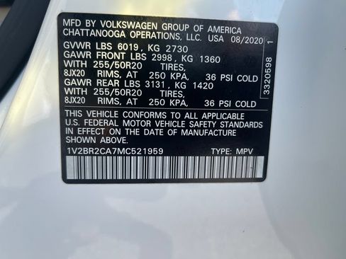 Used 2021 Volkswagen Atlas SEL w/ Atlas Adventure Package AWD/4WD image 39