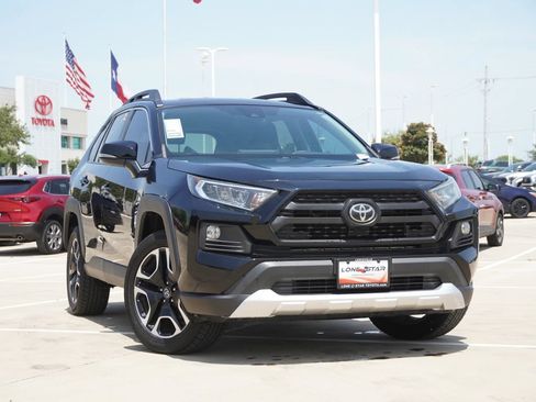 Used 2020 Toyota RAV4 Adventure AWD/4WD image 2
