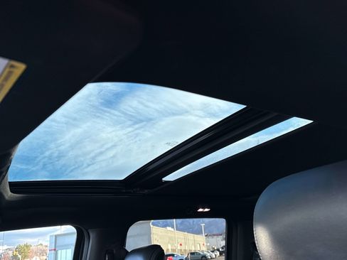 Used 2016 Ford F150 Platinum w/ Equipment Group 701A Luxury image 14