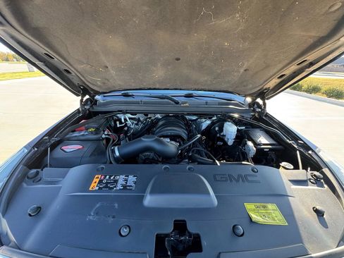 Used 2018 GMC Yukon XL Denali w/ Open Road Package image 70