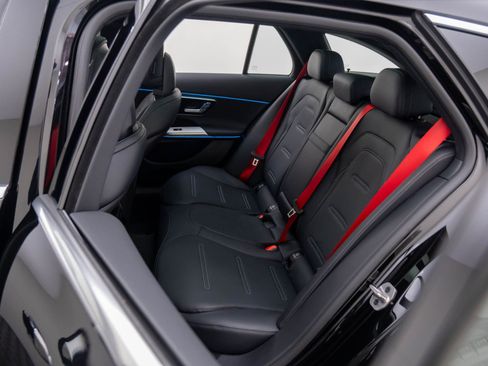 New 2026 Mercedes-Benz E 53 AMG 4MATIC Sedan image 18