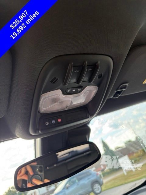 Used 2024 Chevrolet TrailBlazer RS w/ Convenience Package AWD/4WD image 27