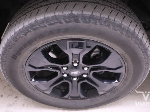 Used 2022 Ford F150 Lariat w/ Equipment Group 502A High image 10