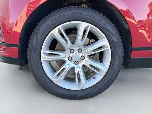 Certified 2022 Land Rover Range Rover Velar R-Dynamic S AWD/4WD image 6