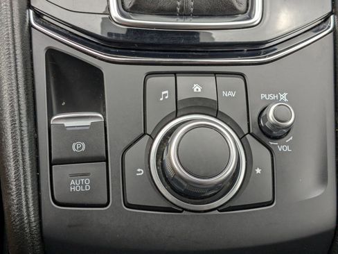 Used 2017 MAZDA CX-5 Touring w/ Preferred Equipment Package AWD/4WD image 29