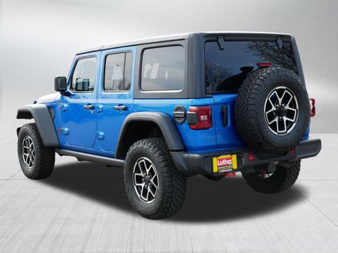 Used 2024 Jeep Wrangler Unlimited Rubicon w/ Technology Group image 5