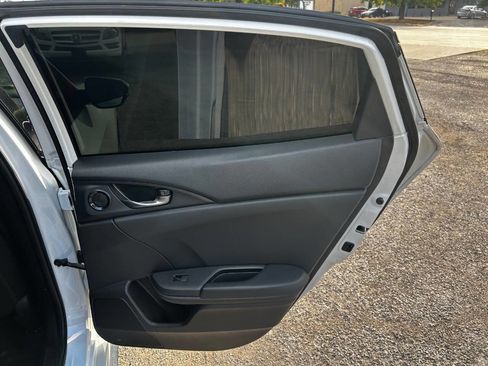 Used 2020 Honda Civic Sport image 14