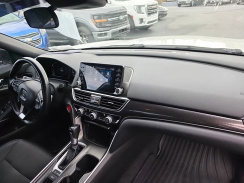 Used 2021 Honda Accord Sport image 17