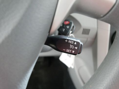 Used 2010 Toyota Corolla LE image 32