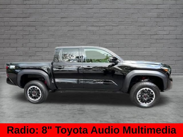 Used 2025 Toyota Tacoma TRD Off-Road AWD/4WD image 12