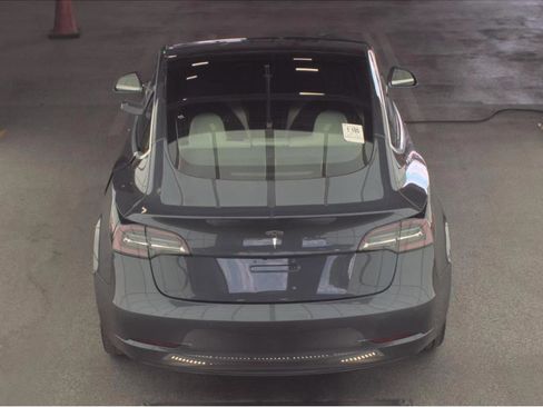Used 2018 Tesla Model 3 Long Range RWD image 6