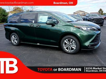 New 2025 Toyota Sienna XLE
