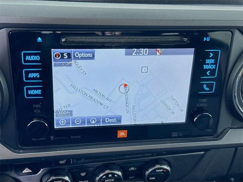 Certified 2019 Toyota Tacoma TRD Off-Road image 6