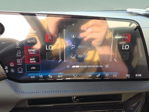 New 2026 Chevrolet Corvette Stingray Preferred Cpe w/ Z51 Performance Package image 22