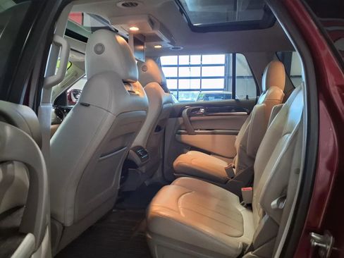 Used 2016 Buick Enclave Premium image 16