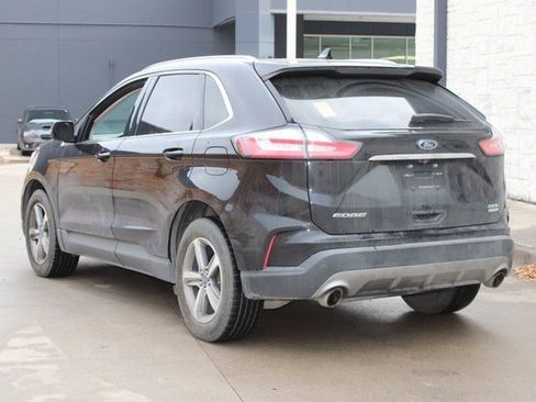 Used 2019 Ford Edge SEL w/ Equipment Group 201A image 3