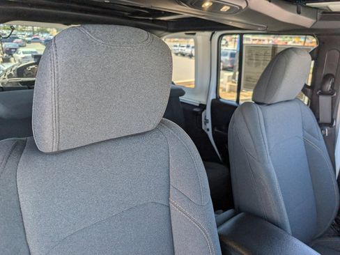 Used 2025 Jeep Wrangler Sport AWD/4WD image 3