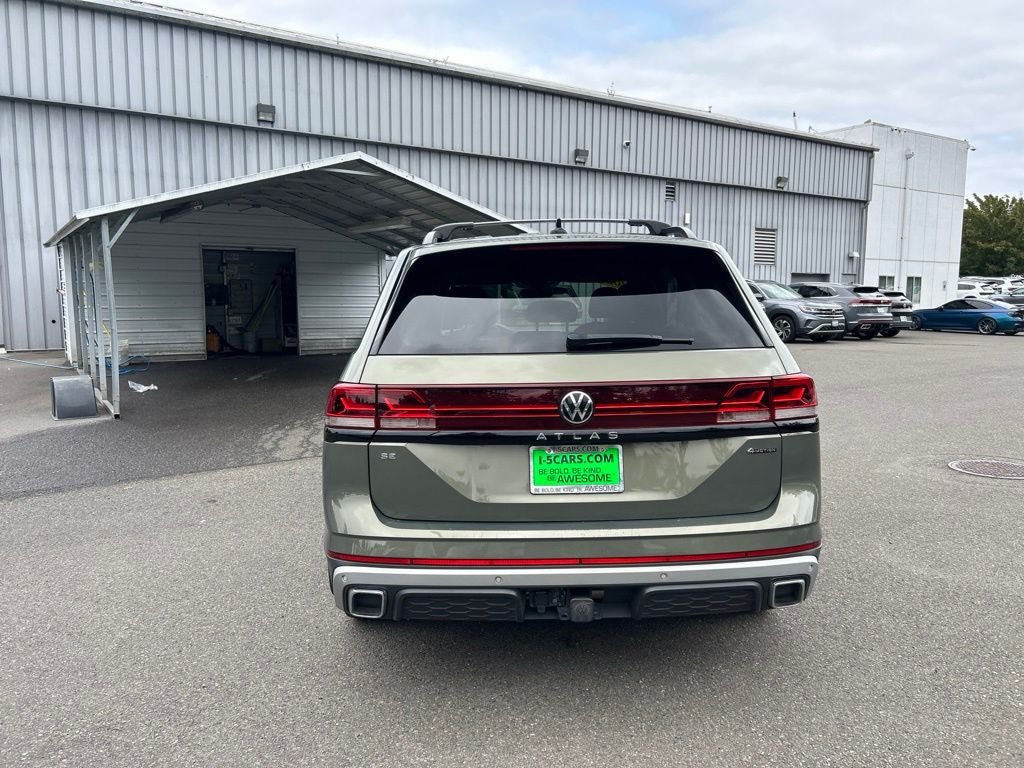 Certified 2024 Volkswagen Atlas Peak Edition SE AWD/4WD image 6